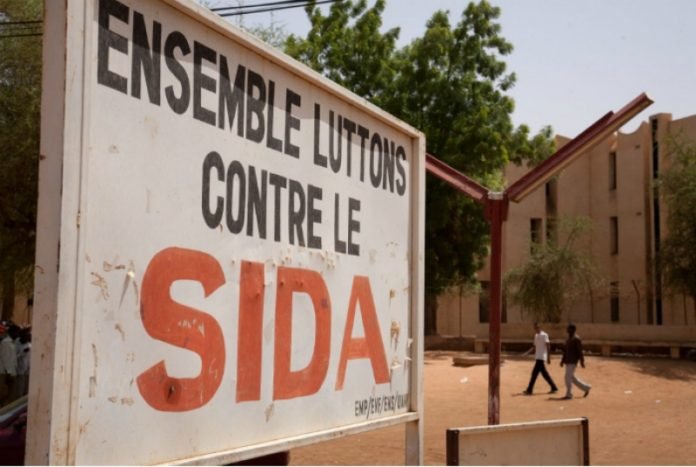 Lutte contre le sida, lueur d’espoir à l’horizon